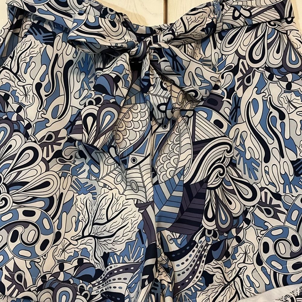 Isle By Melis Kozan Print Shorts - Picture 2 of 8
